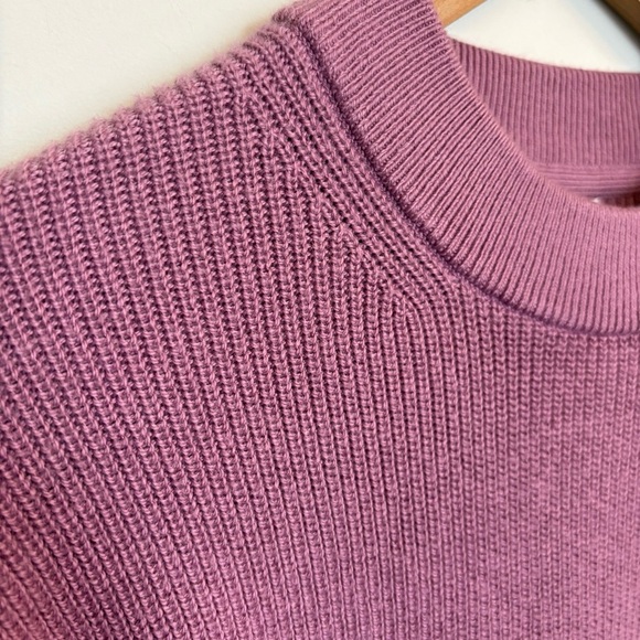 Lululemon Merino Wool Ribbed Crewneck Sweater Velvet Dust Purple Knit Size 4 - Picture 5 of 13